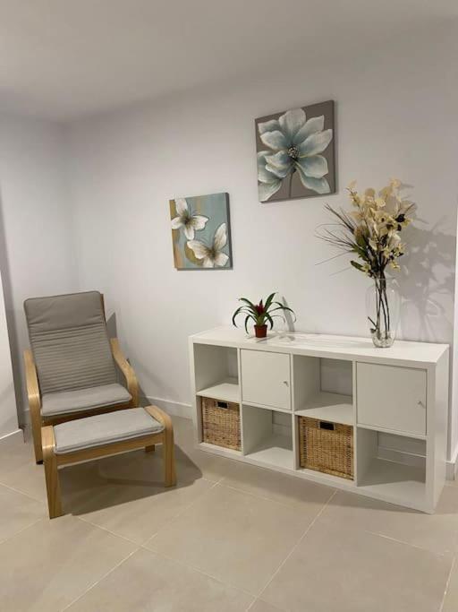 Alojamiento Baeza California 4A Ngoại thất bức ảnh